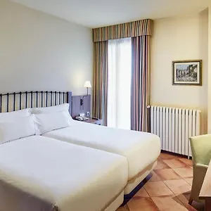 מלון Sercotel Renacimiento ****
